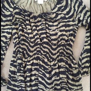 MIchael Kors sz p/m army green and black shirt.