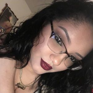 Meet your Posher, Guadalupe