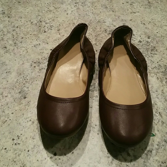 New York and Company Flats. Burgundy