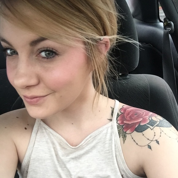 Meet your Posher, Bailey