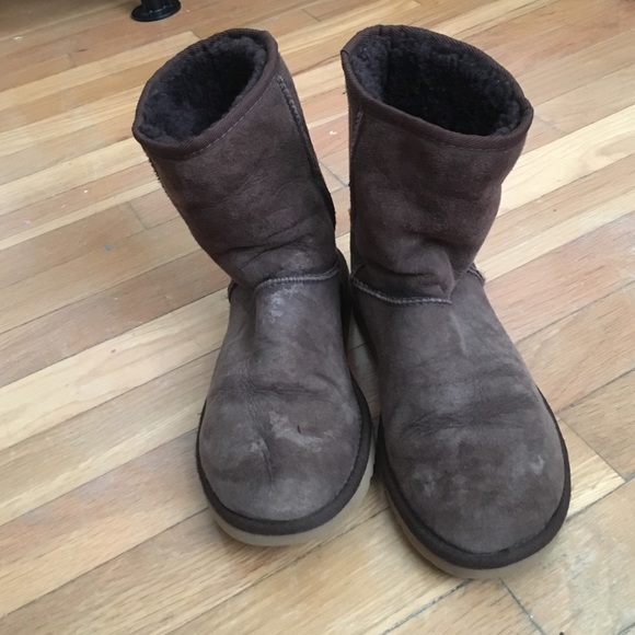 Brown UGG's