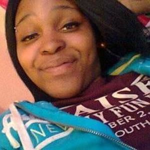 Meet your Posher, Dominique