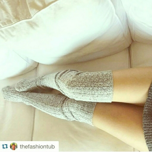 Peony and Moss Accessories - Marled cable thigh highs is Salt n Pepper