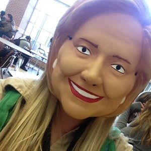 Meet your Posher, Ashley