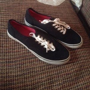Cloth black sneakers