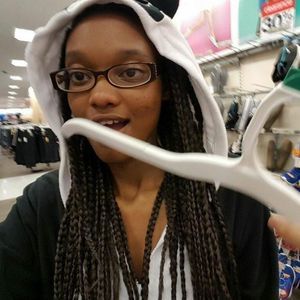 Meet your Posher, Rebekah