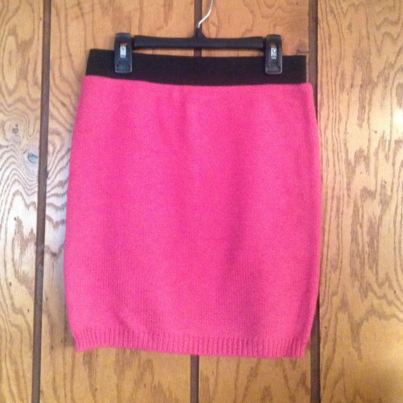 Sweater pencil skirt
