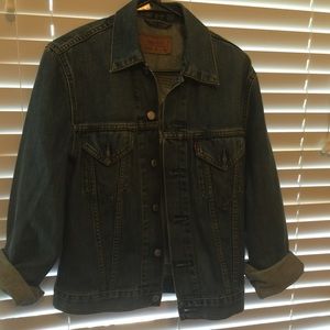 LEVI'S jacket (vintage) w inscription on the back