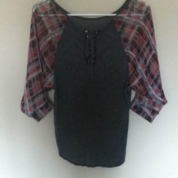 Blouse - Picture 2 of 3
