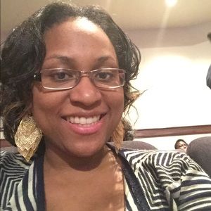 Meet your Posher, Natavia