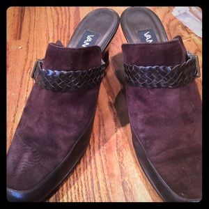 Van ELI brown barely worn