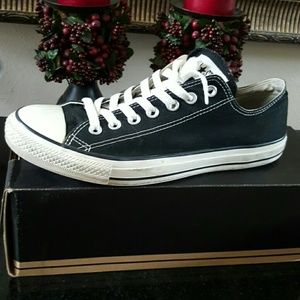 Converse shoe unisex