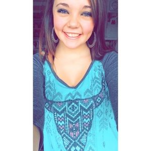 Meet your Posher, Hailey