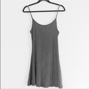 Brandy Melville Herika Dress