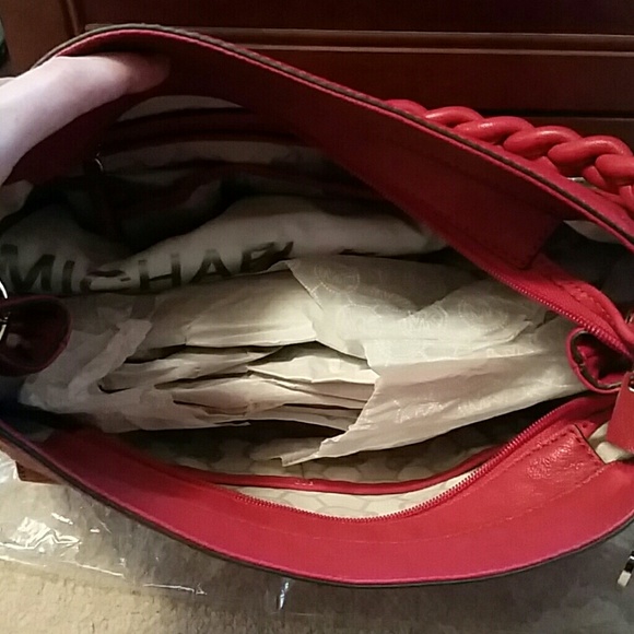 ❌SOLD ❌Michael Kors Naomi Leather Shoulder Bag - Picture 4 of 4