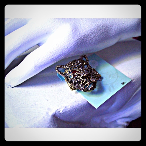 NWT Stretchy Tiger Ring