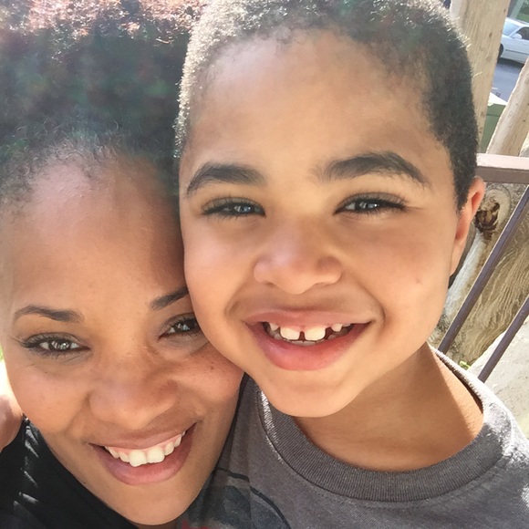 Meet your Image Consultant / Buyer - Picture 2 of 3