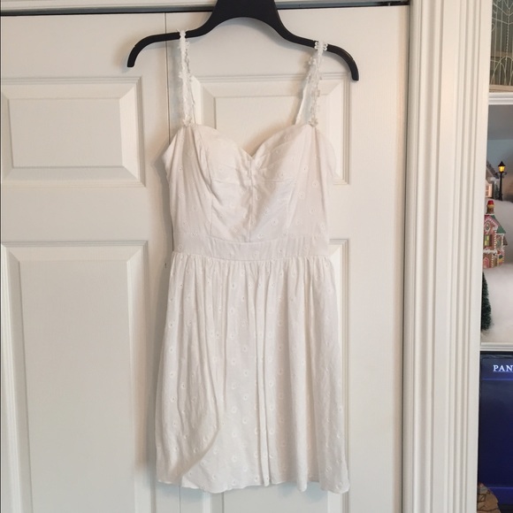 Off White Flower Detailed Sun Dress