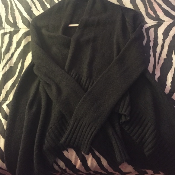 Long sleeve cardigan