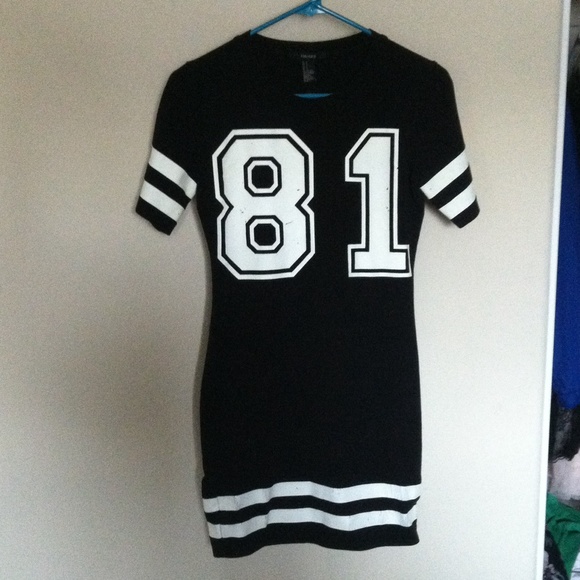 Tight B & W 81 dress