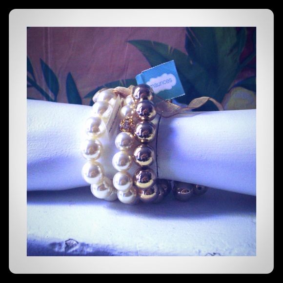 NWT Trio Pearl Statement Bracelet