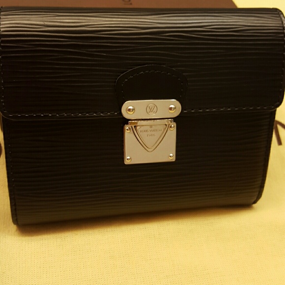 LV Segur Wallet & Purse Set - Picture 2 of 4