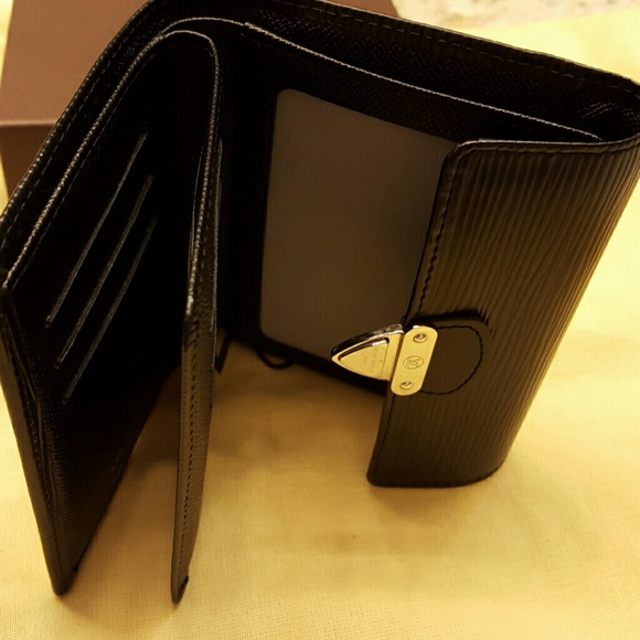 LV Segur Wallet & Purse Set - Picture 3 of 4