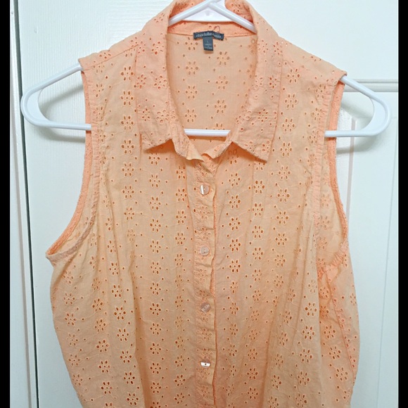 Tie up blouse in peach color