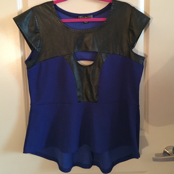Didn't like the look on me, only wore it once - Picture 1 of 4