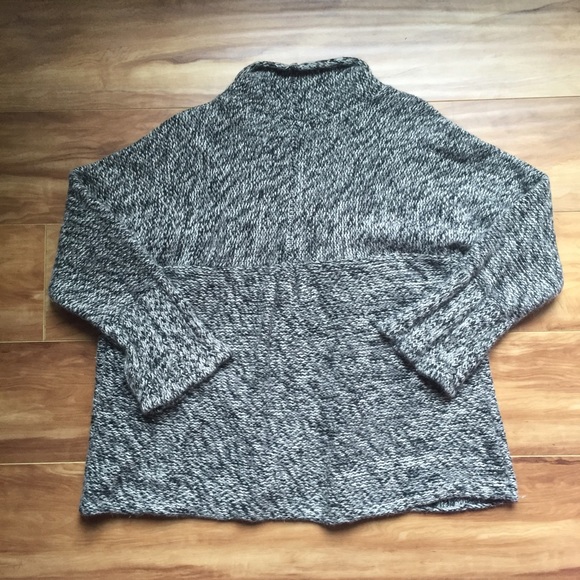 Baby Doll sweater cardigan - Picture 2 of 4