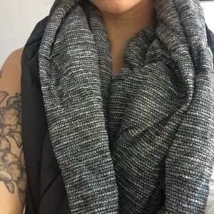 Authentic Lululemon Reversible Down Scarf