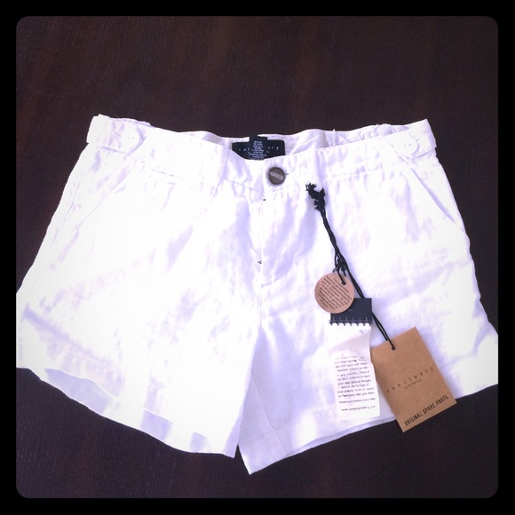 White Shorts 🌟 100% Linen 🌟 Sanctuary Clothing