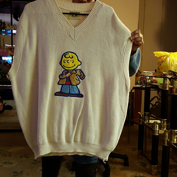 Vintage Charlie brown sweater vest