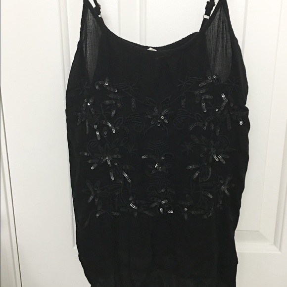 Black spaghetti strap top