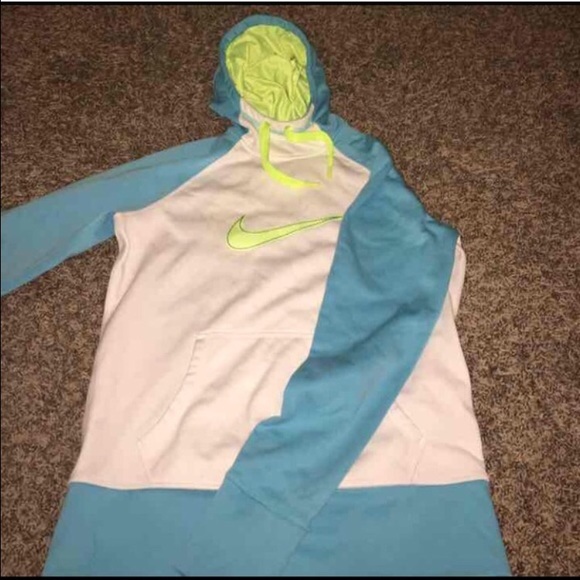 Nike sweater