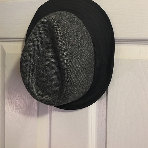 Hat - Picture 1 of 4