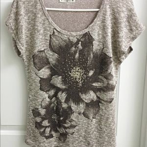 Floral design tee