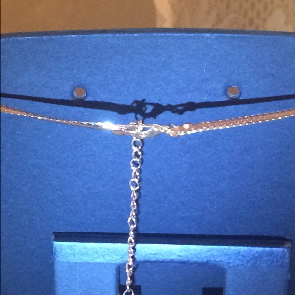 HOLIDAY SALE!Crystal and Gold Plated Necklace - Picture 4 of 4