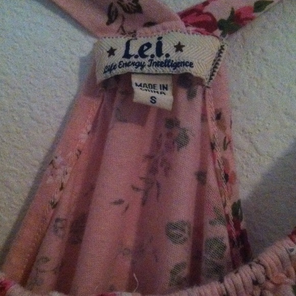 Dress - Picture 2 of 3