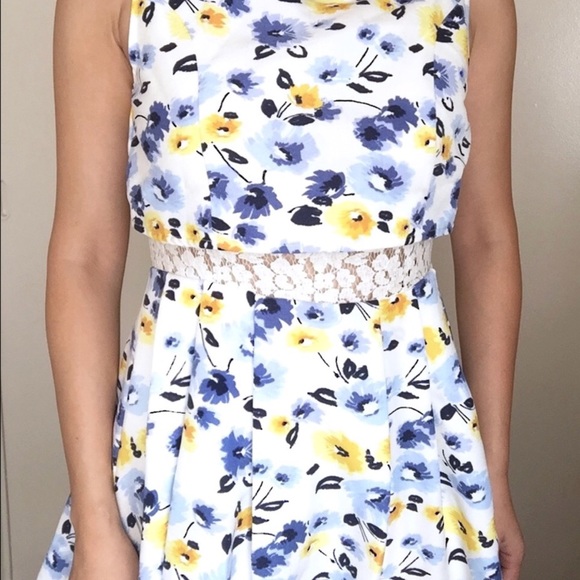 👀Floral Sundress - Picture 5 of 8