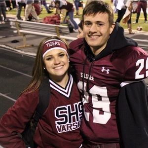 Meet your Posher, Darien