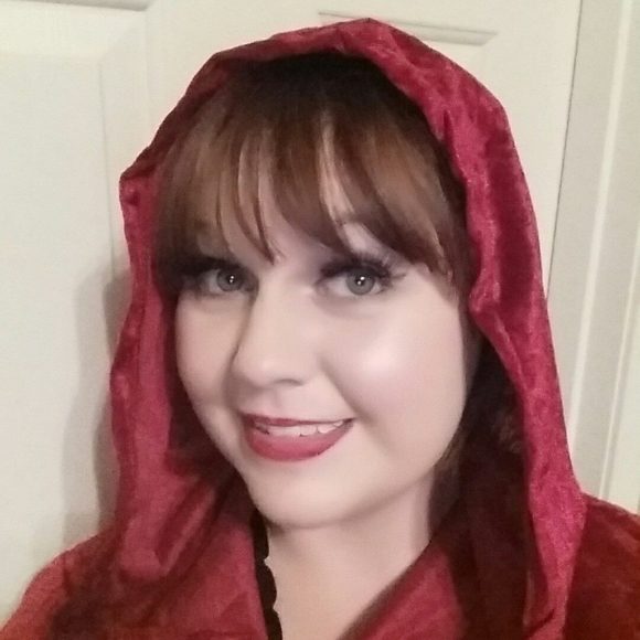 Meet your Posher, Bethany - Picture 1 of 1