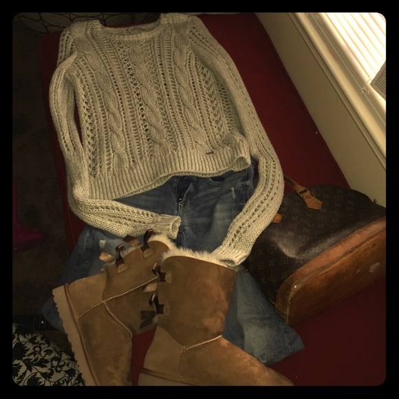 Abercrombie & Fitch Cable Knit sweater
