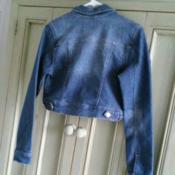 🚫SOLD🚫blue jean crop jacket - Picture 2 of 4