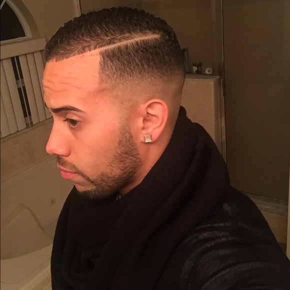 Meet your Posher, Jay - Picture 2 of 4