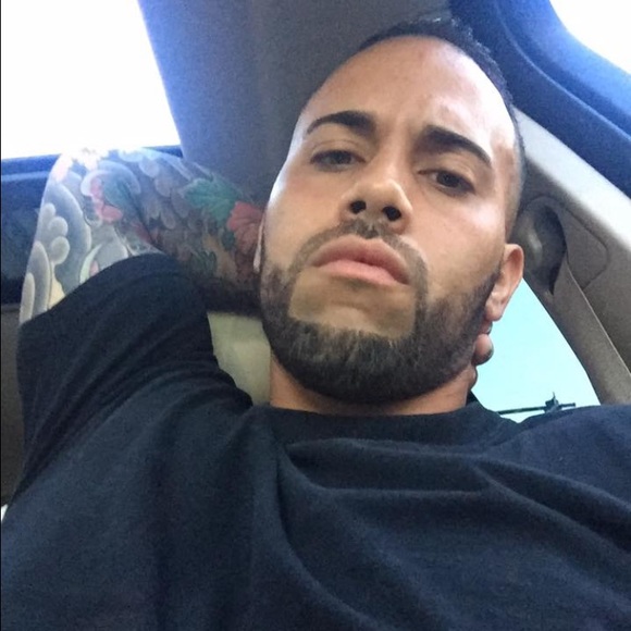 Meet your Posher, Jay - Picture 3 of 4