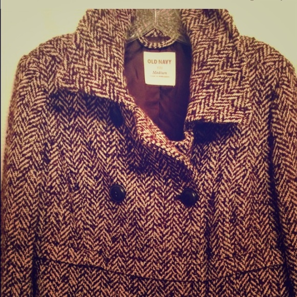 Beautiful brown and cream coat..