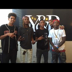 Meet your Posher, Dj