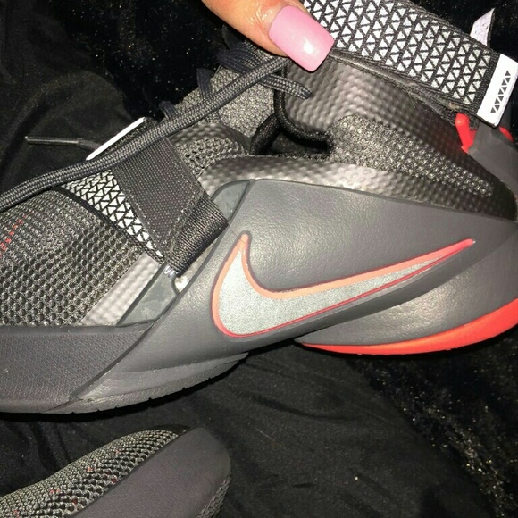 Labron soldiers