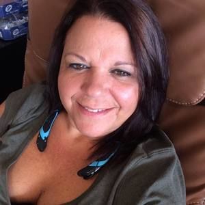 Meet your Posher, Denae